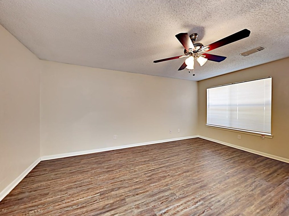 3139 Kelling St, Houston TX  77045-4335 exterior