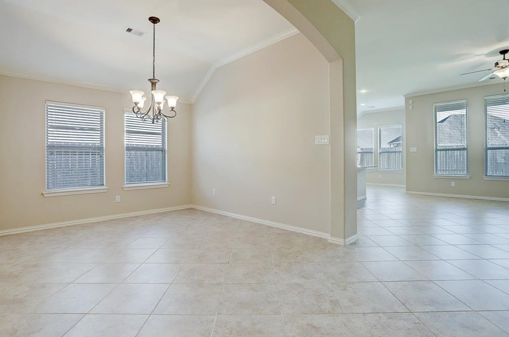 1519 Tyler Pt Ln, Houston TX  77089-1453 exterior