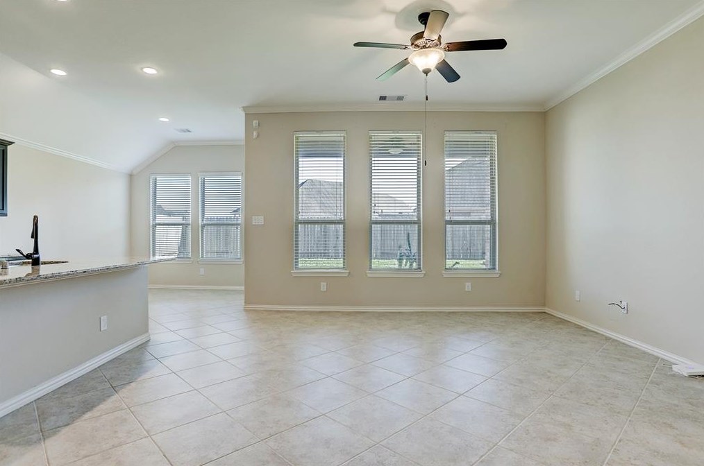 1519 Tyler Pt Ln, Houston TX  77089-1453 exterior