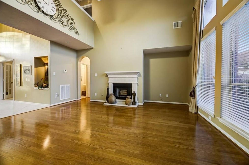 9102 Sunny Rdg Dr, Houston TX  77095-6519 exterior