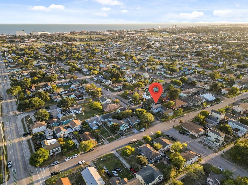 1805 54 St, Galveston TX 77551-5122 exterior