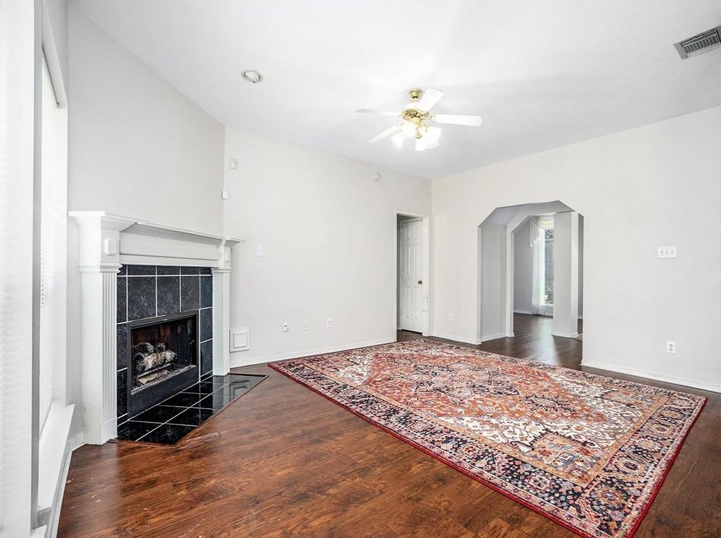 14718 Jade Glen Ct, Sugar Land TX  77498-1052 exterior