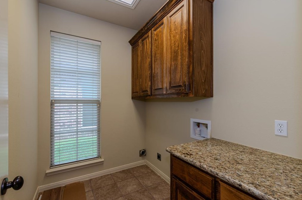 543 Harbor Oaks Dr, Beaumont TX  77706-5353 exterior