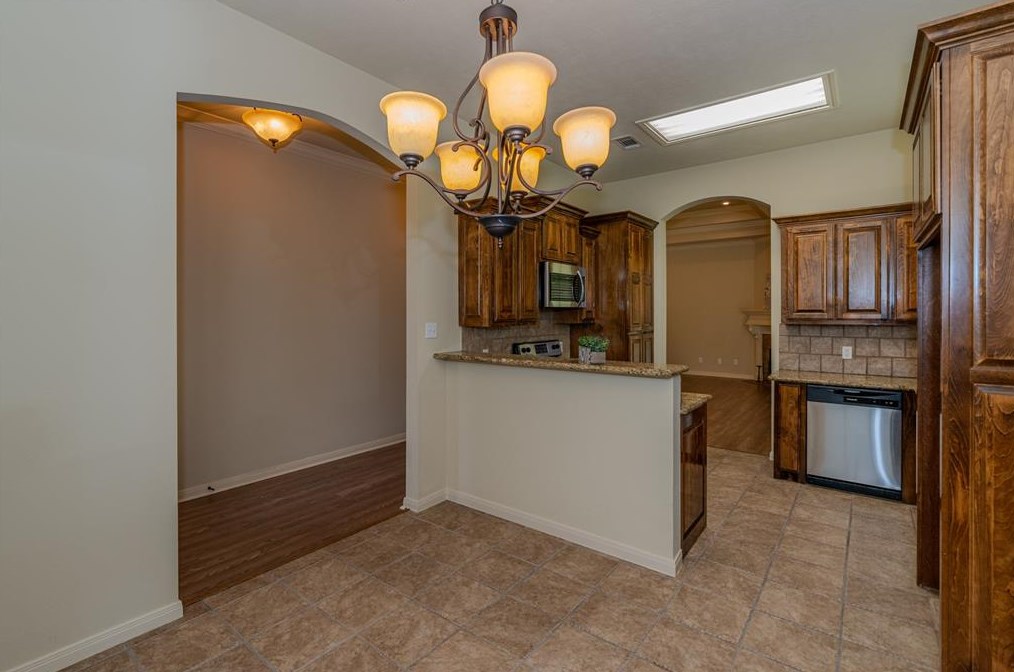 543 Harbor Oaks Dr, Beaumont TX  77706-5353 exterior