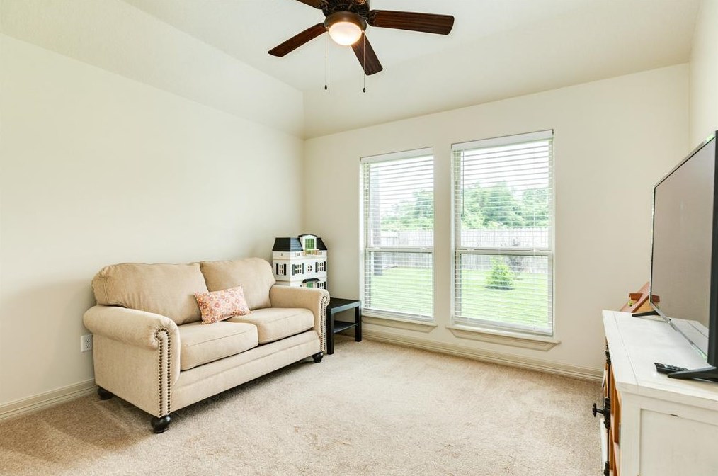 101 Poppy St, Richwood TX  77566 exterior