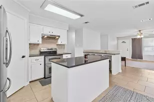 36 Jamaica Ln, Normangee, TX 77871 - Photo 9