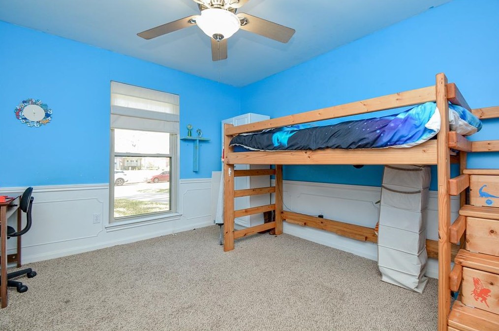 18207 Blanchmont Ln, Houston TX  77058-3449 exterior