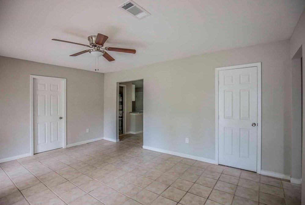 8161 Record St, Houston TX  77028-1419 exterior