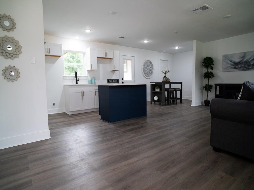 1026 Marleen St, Houston TX  77034-1116 exterior