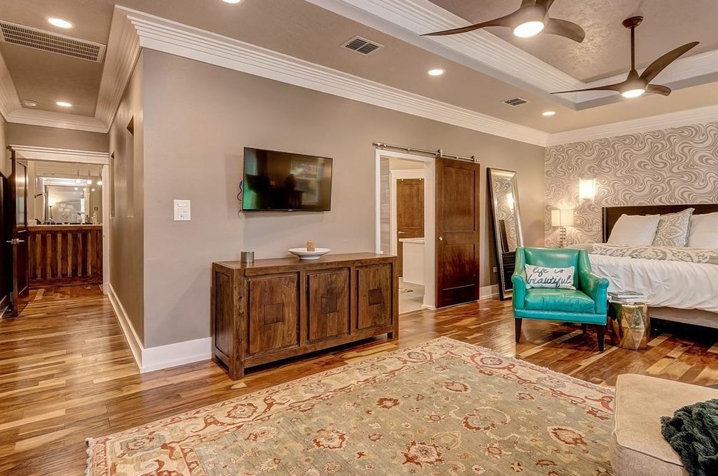4211 Marlborough, Houston TX  77092-7530 exterior