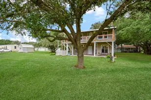 1551 Bayview Dr, Palacios, TX 77465 - Photo 49