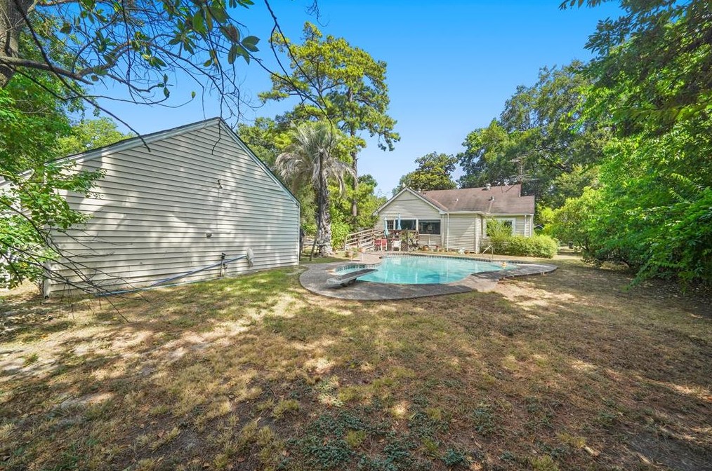 335 34 St, Houston TX  77018-7528 exterior