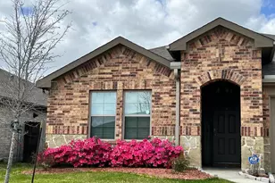 3923 Hawaiian Ct, Baytown, TX 77521 - Photo 1