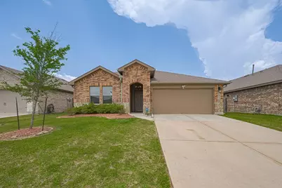 3923 Hawaiian Court, Baytown, TX 77521 - Photo 3