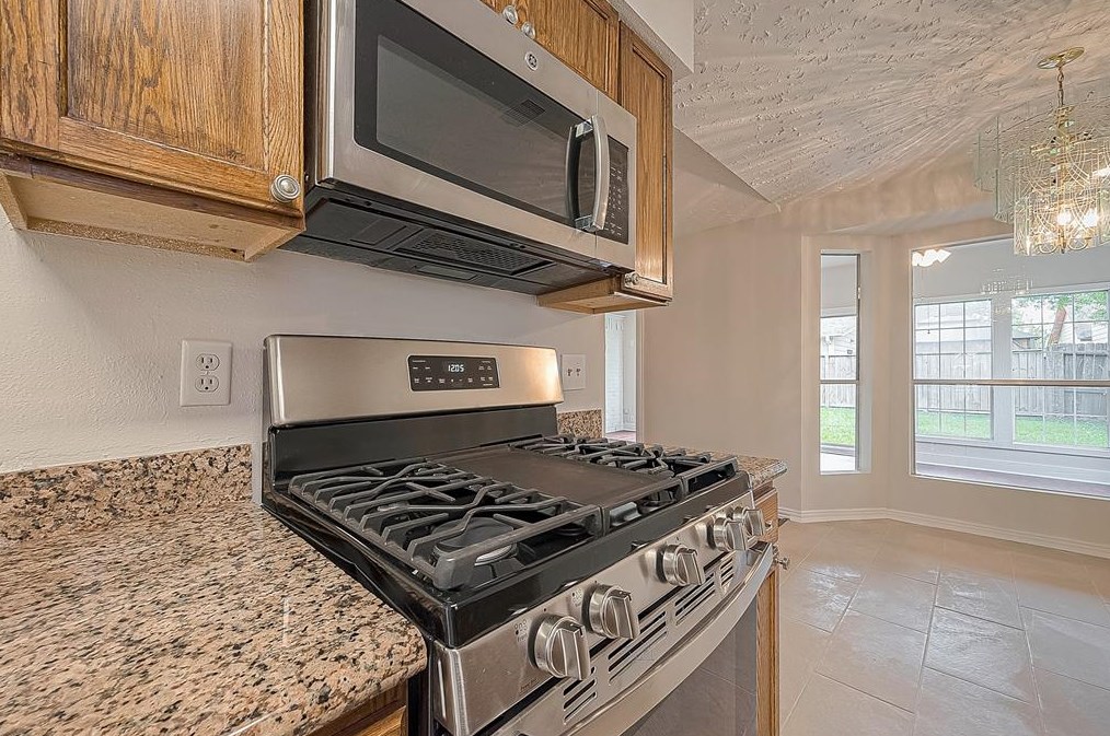 12954 Bamboo Frst Trl, Houston TX  77044-1806 exterior
