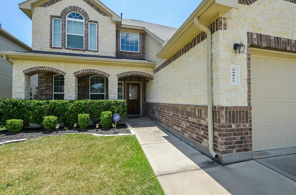 24927 Diamond Ranch Dr, Katy TX  77494-3765 exterior