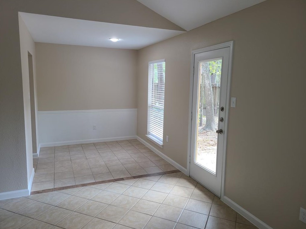 154 Woodstock Circle Dr, Spring TX  77381-3702 exterior