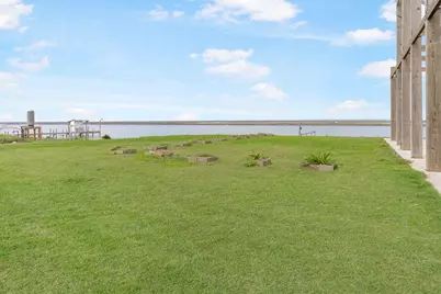 897 Private Road 683, Sargent, TX 77414 - Photo 5