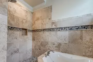 126 E Shore Dr, Clear Lake Shores, TX 77565 - Photo 21