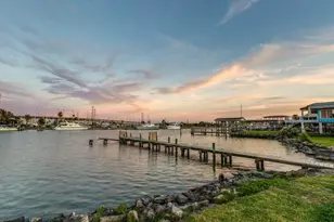 126 E Shore Dr, Clear Lake Shores, TX 77565 - Photo 37