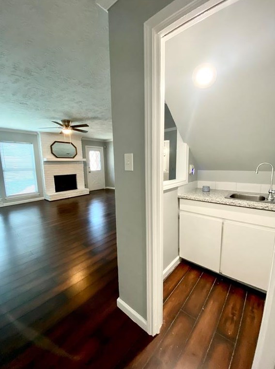 1406 Festival Dr, Houston TX  77062-4524 exterior