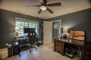 1406 E Brazos St, Palestine, TX 75801 - Photo 9