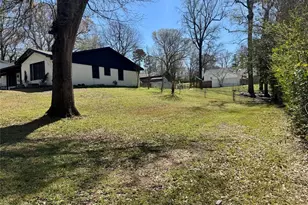 1406 E Brazos St, Palestine, TX 75801 - Photo 21