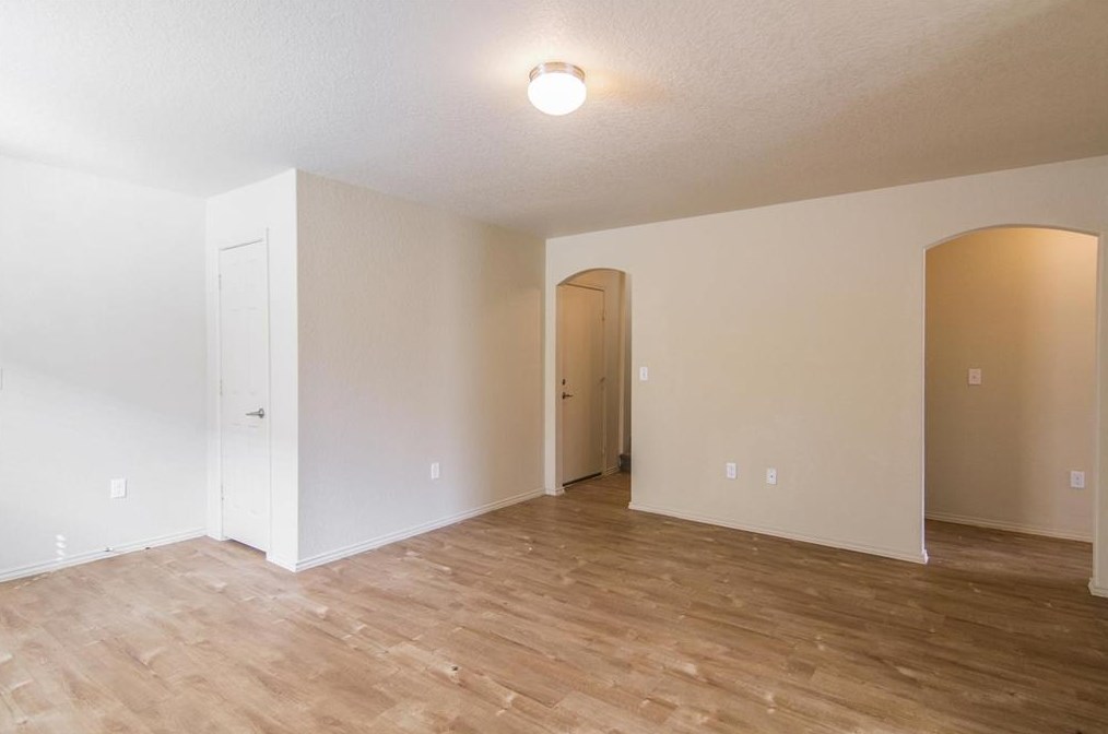 6316 Hogue St, Houston TX  77087-6414 exterior