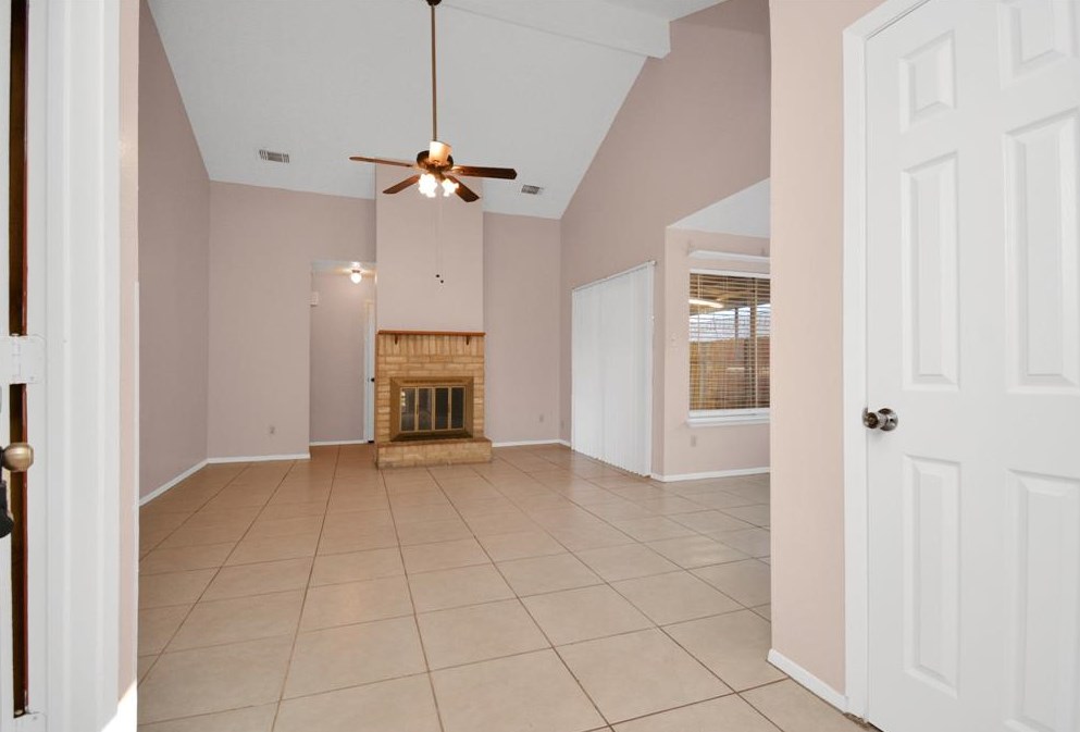 19214 Cypress River Dr, Katy TX  77449-4057 exterior