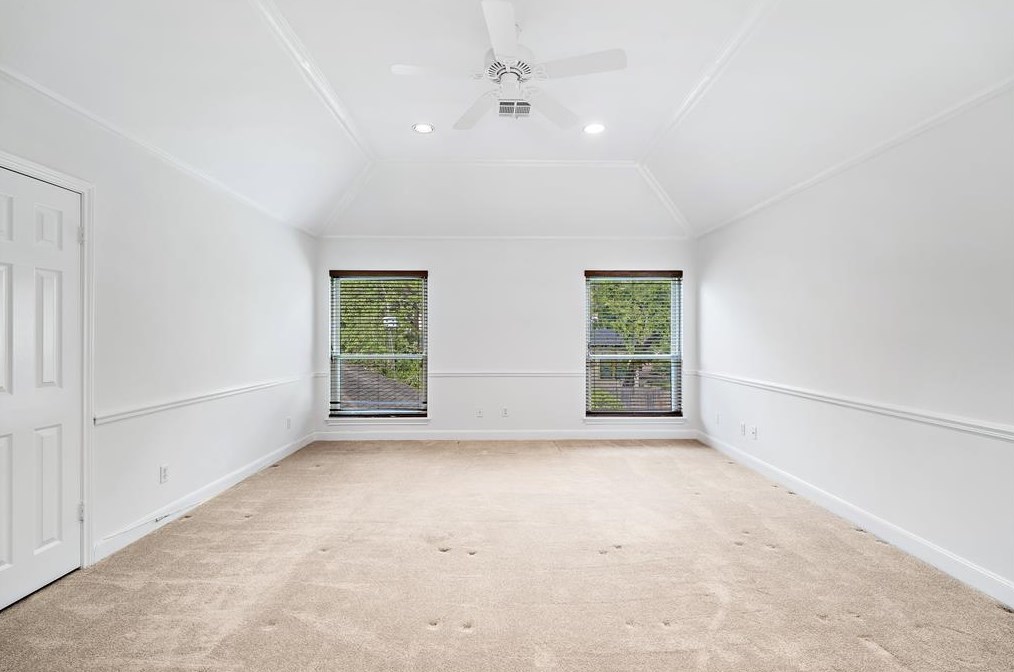 1250 Trce Dr, Houston TX  77077-2234 exterior