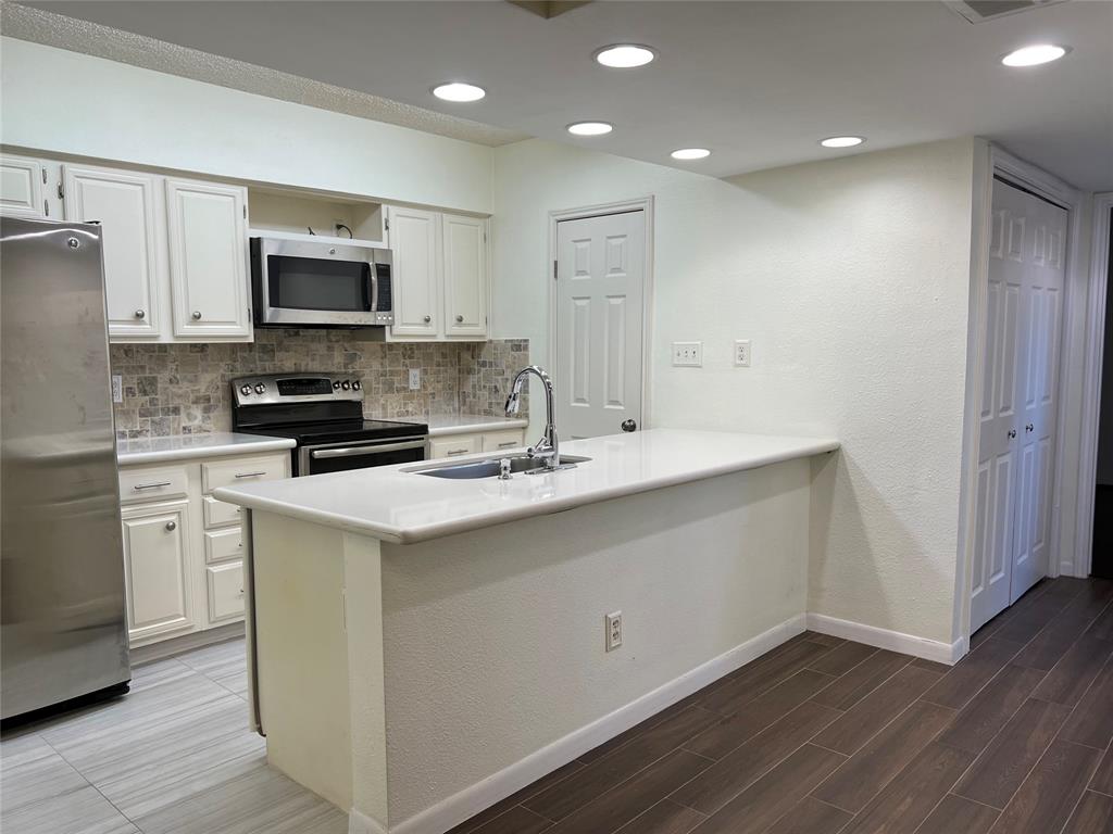 980 Memorial Village Dr 47, Houston, TX 77024 MLS 41597698