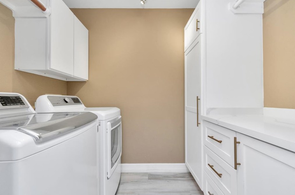 3430 Shadowbark Dr, Houston TX  77082-2394 exterior