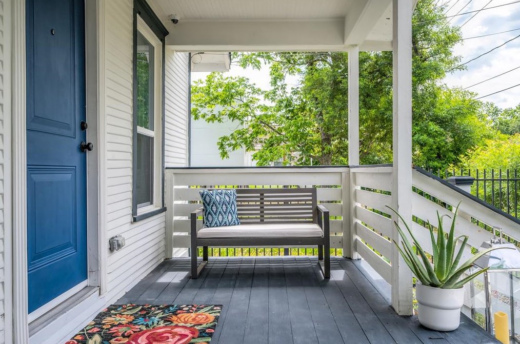 1001 40th St, Houston TX  77022-4741 exterior