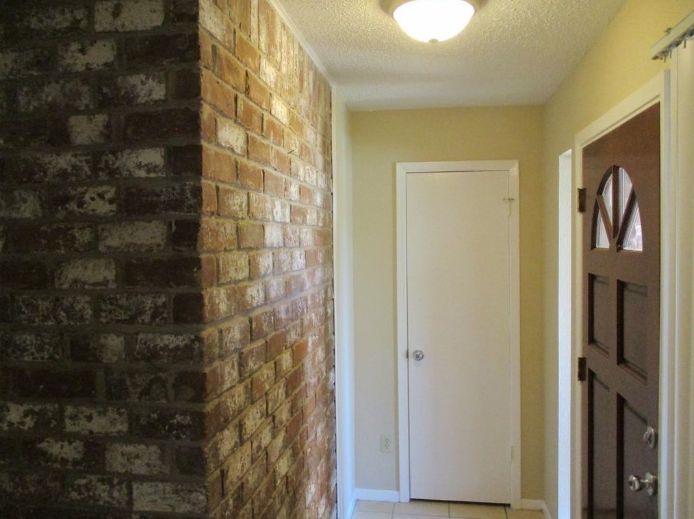 6222 Forestgate Dr, Spring TX  77373-7309 exterior