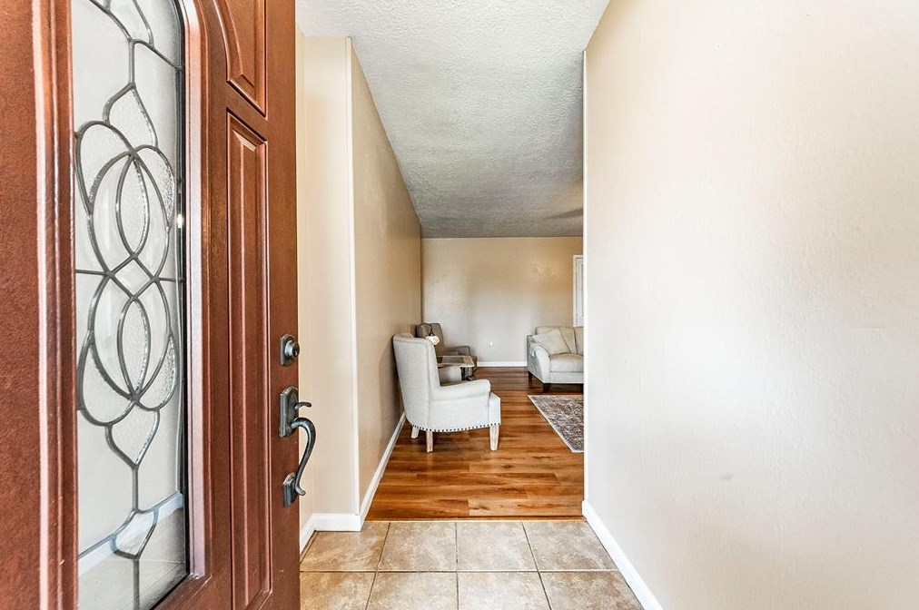 2111 Senate St, Pasadena TX 77502-5652 exterior