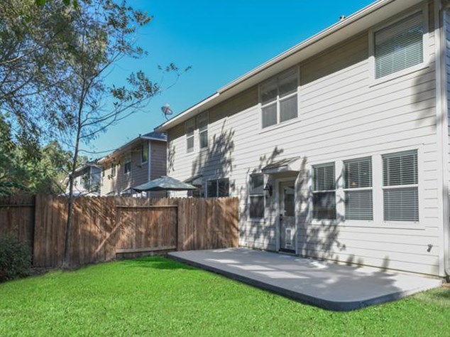 19 Ledgestone Pl, Spring TX  77382-1740 exterior