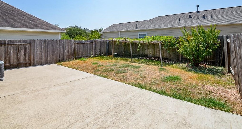 12551 Ashford Riv, Houston TX  77072-5663 exterior