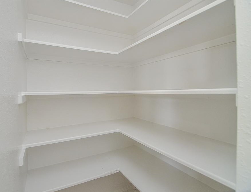 12551 Ashford Riv, Houston TX  77072-5663 exterior