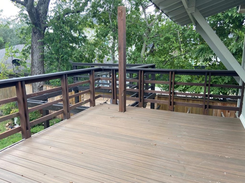 1025 Beverly St, Houston TX  77008-7161 exterior