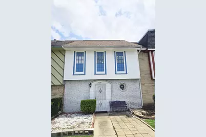 11879 Algonquin Drive W, Houston, TX 77089 - Photo 1