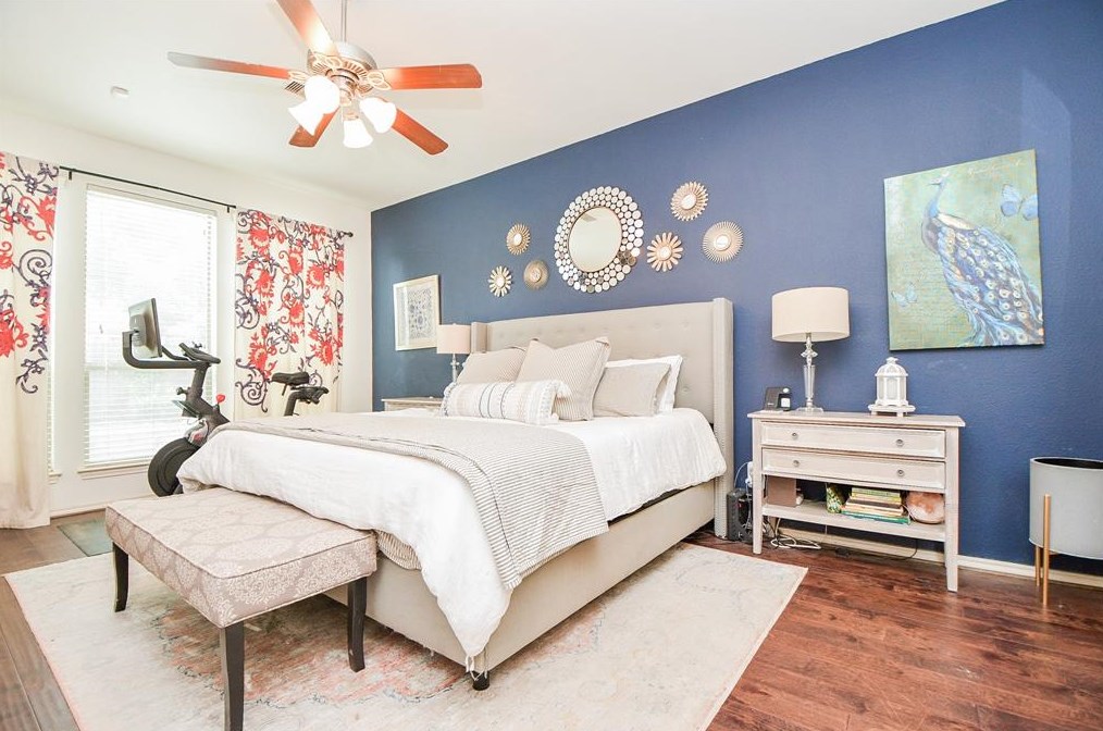 5526 Walnut Gln Ln, Richmond TX 77471-2681 exterior