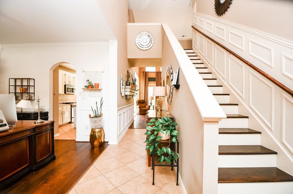 5526 Walnut Gln Ln, Richmond TX 77471-2681 exterior