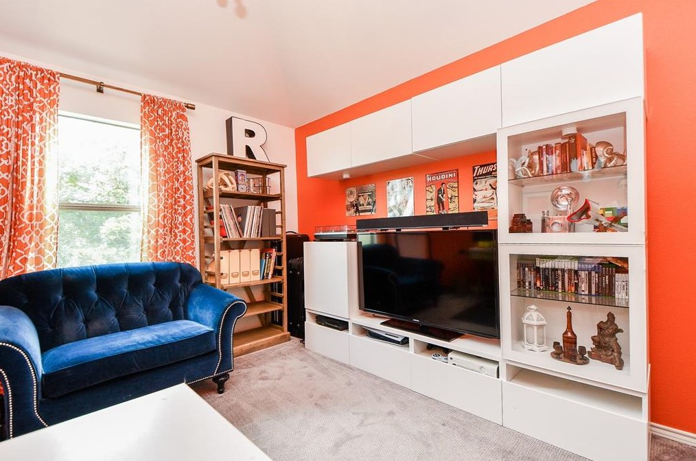 5526 Walnut Gln Ln, Richmond TX 77471-2681 exterior