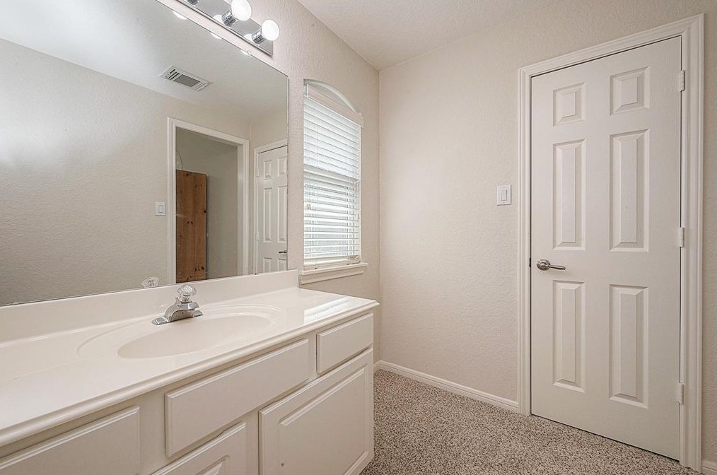 22310 Caroline Cv Ln, Katy TX  77450-8200 exterior