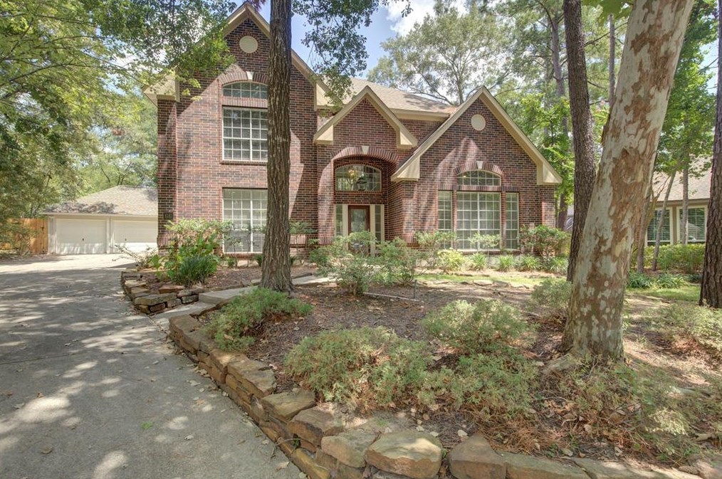 66 Thundercreek Pl, Spring TX  77381-6152 exterior