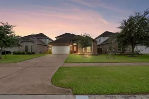 2026 Argos Dr, Missouri City, TX 77459 - Photo 1