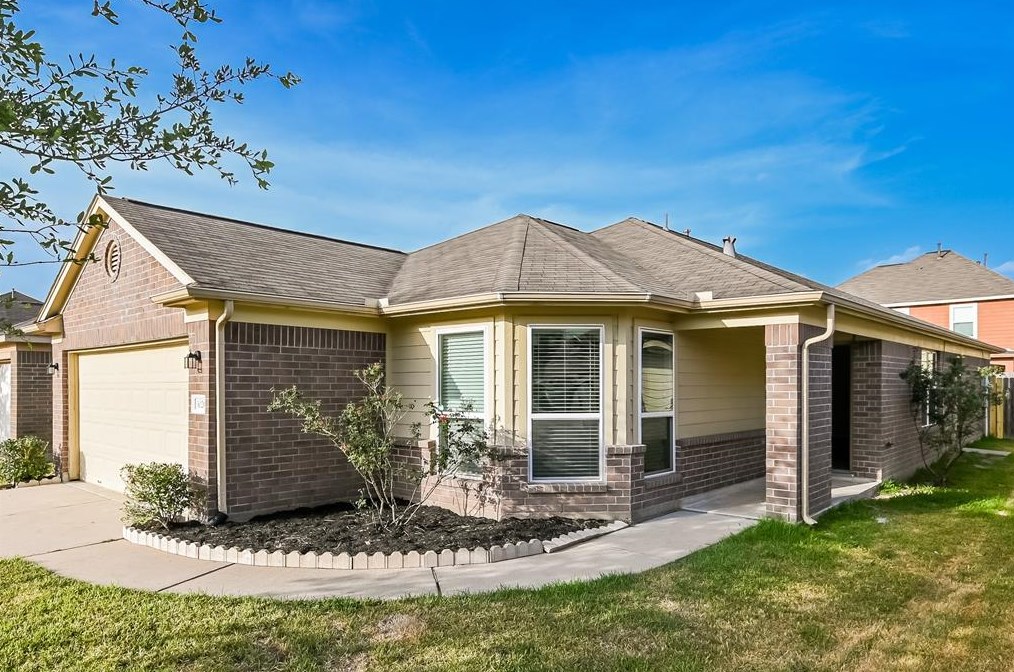 3026 Barkers Crossing Ave, Houston TX  77084-1608 exterior