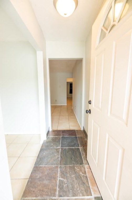 10902 Mosscrest Dr, Houston TX  77048-1512 exterior
