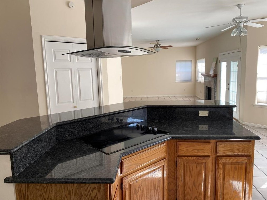 14514 Hillside Hickory Ct, Houston TX  77062-2132 exterior