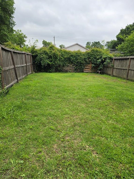 2112 Davis St, Houston TX  77026-6909 exterior
